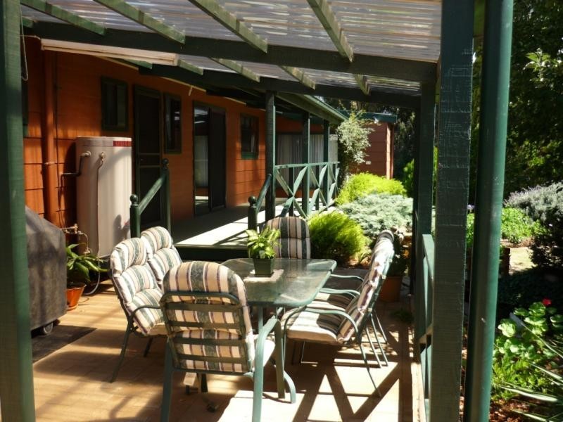 1 The Grove, Burra SA 5417