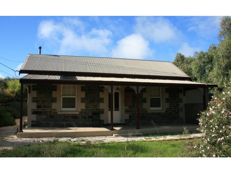 12 Railway Tce, Burra SA 5417