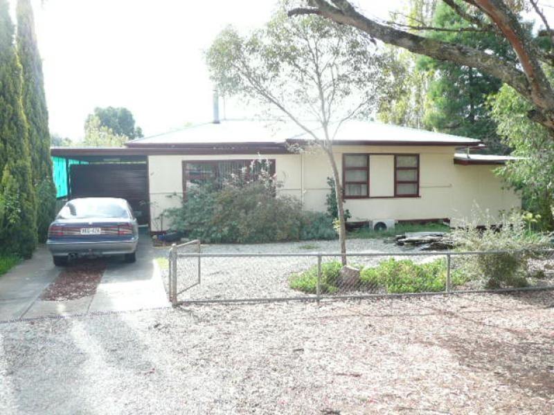 22 Melrose Ave, Clare SA 5453
