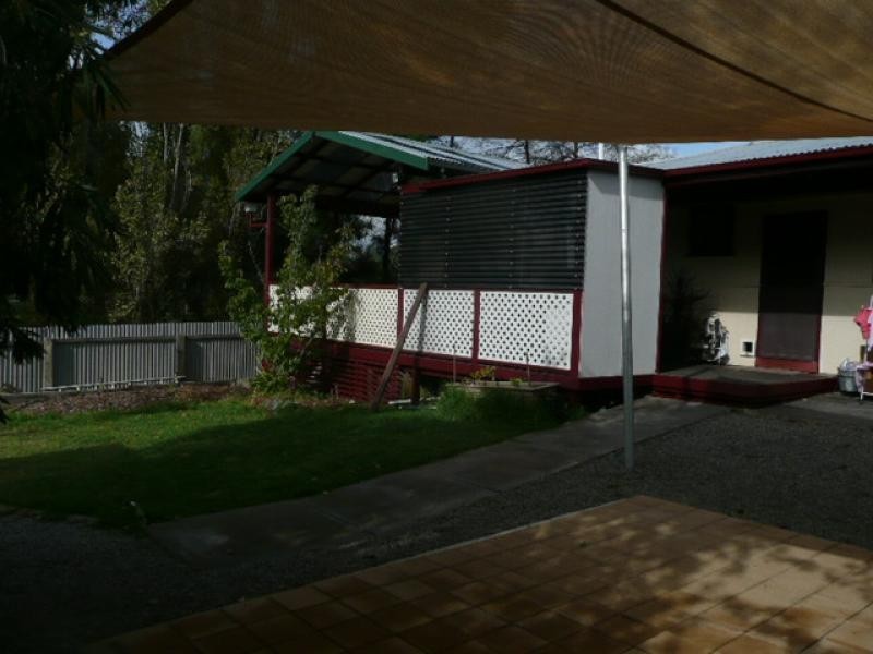 22 Melrose Ave, Clare SA 5453