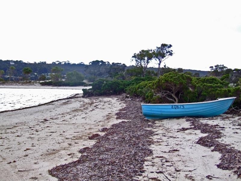 Lot 50 Cnr Main & Eleventh Street, Sapphiretown SA 5222