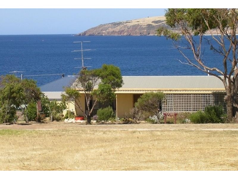 Lot 67, and 72 Hundred of Menzies, Emu Bay SA 5223