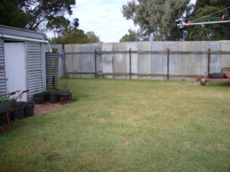 12 THIRD STREET, Merbein VIC 3505