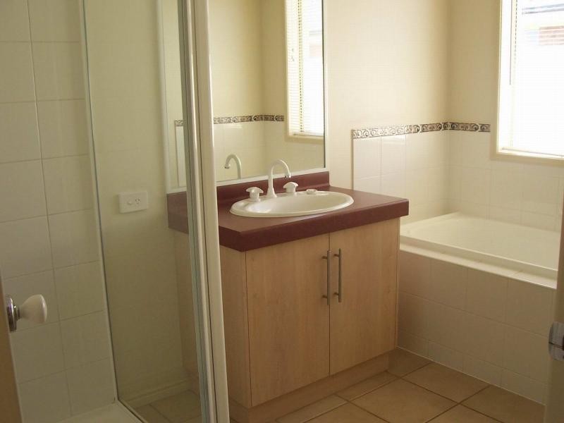 12 Canterbury Drive, Mildura VIC 3500