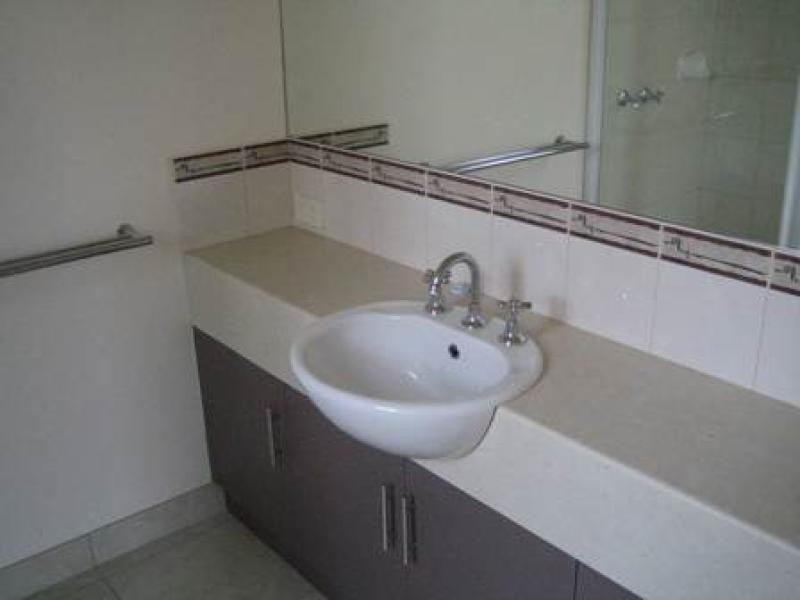 8 Oxley Court, Mildura VIC 3500