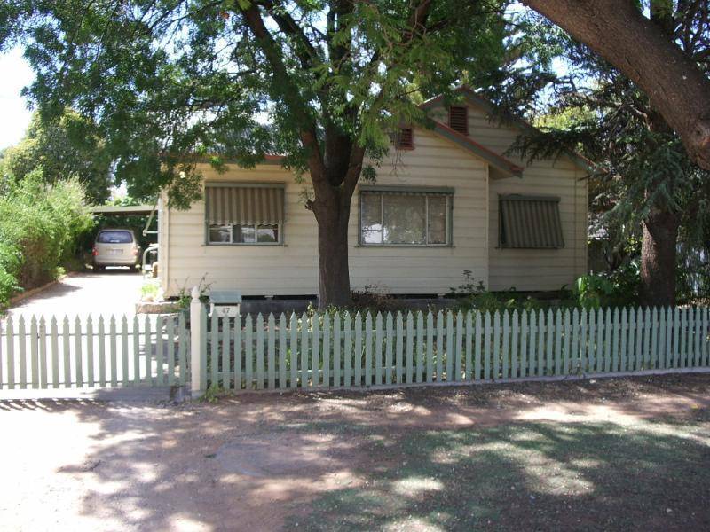 47 FITZROY AVENUE, Red Cliffs VIC 3496