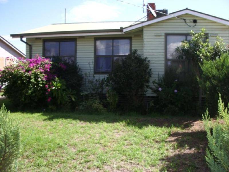 5 LAUREL STREET, Red Cliffs VIC 3496