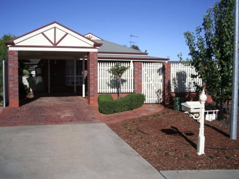12 RIBARITS COURT, Mildura VIC 3500