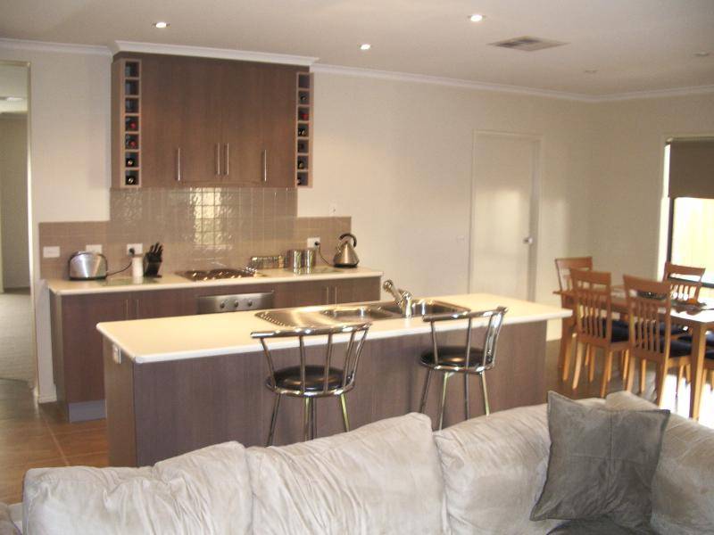 11 DRINGS WAY, Gol Gol NSW 2738