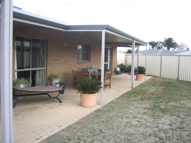 4 ARIELLE COURT, Mildura VIC 3500