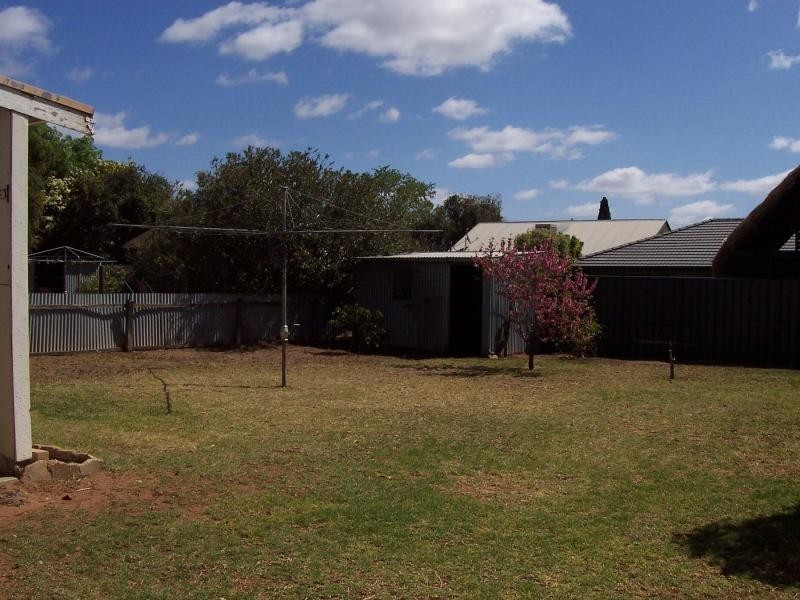 77 Olive Avenue, Mildura VIC 3500