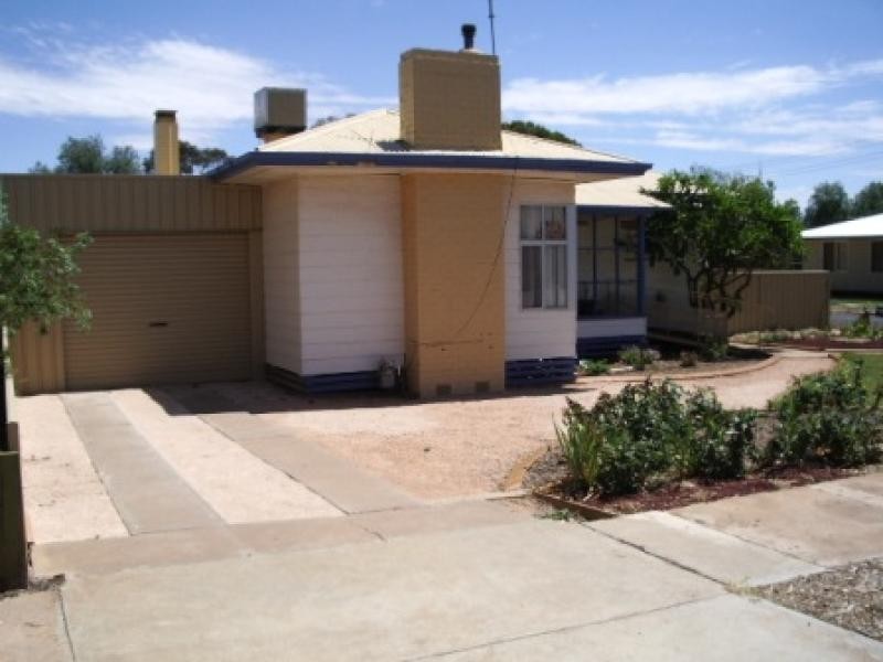 2154 FIFTEENTH STREET, Irymple VIC 3498