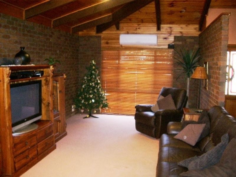 104 WOOD STREET, Gol Gol NSW 2738