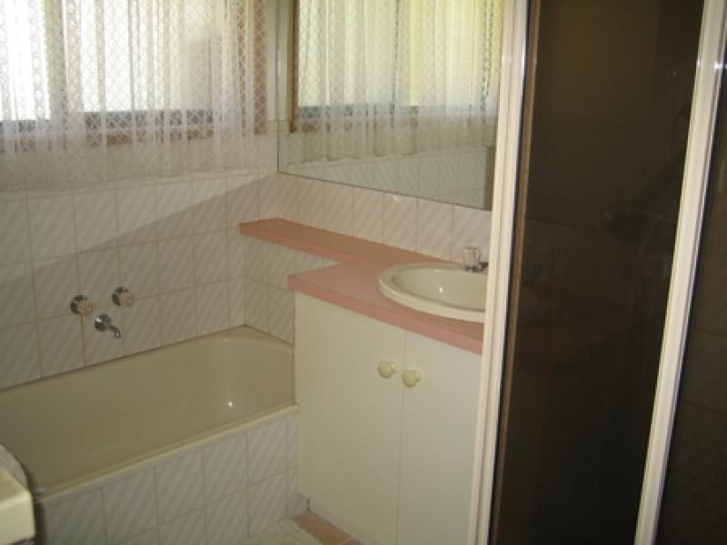 17 KURRAJONG PARADE, Mildura VIC 3500