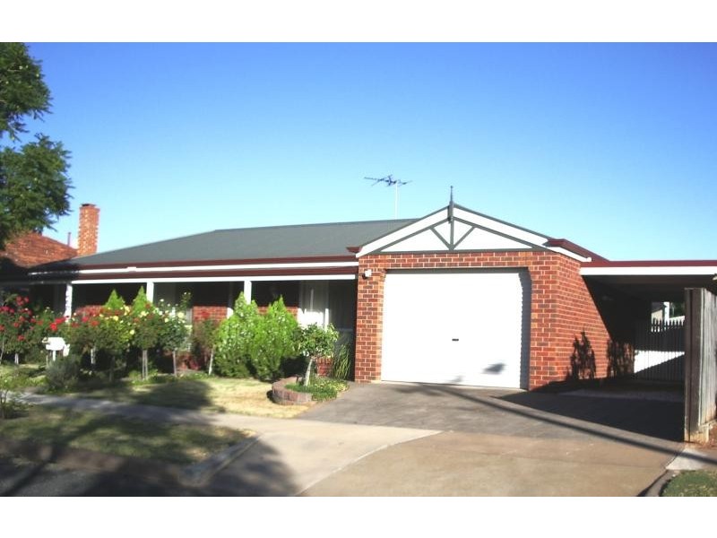 23 KELVIN AVENUE, Mildura VIC 3500