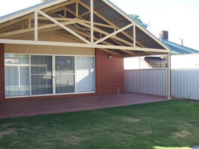 16 WATTLE AVENUE, Mildura VIC 3500