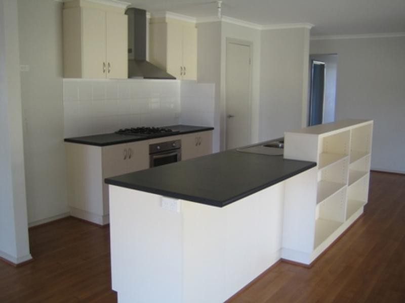 14 Suffolk Drive, Mildura VIC 3500