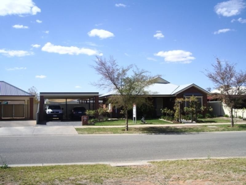 10 WESTSIDE BOULEVARD, Mildura VIC 3500