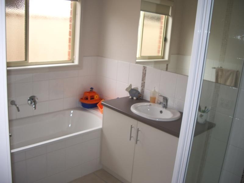 10 ORLANDO COURT, Mildura VIC 3500