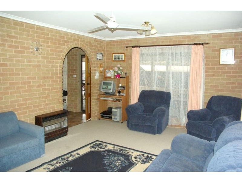 10 RYDER CRESCENT, Wentworth NSW 2648