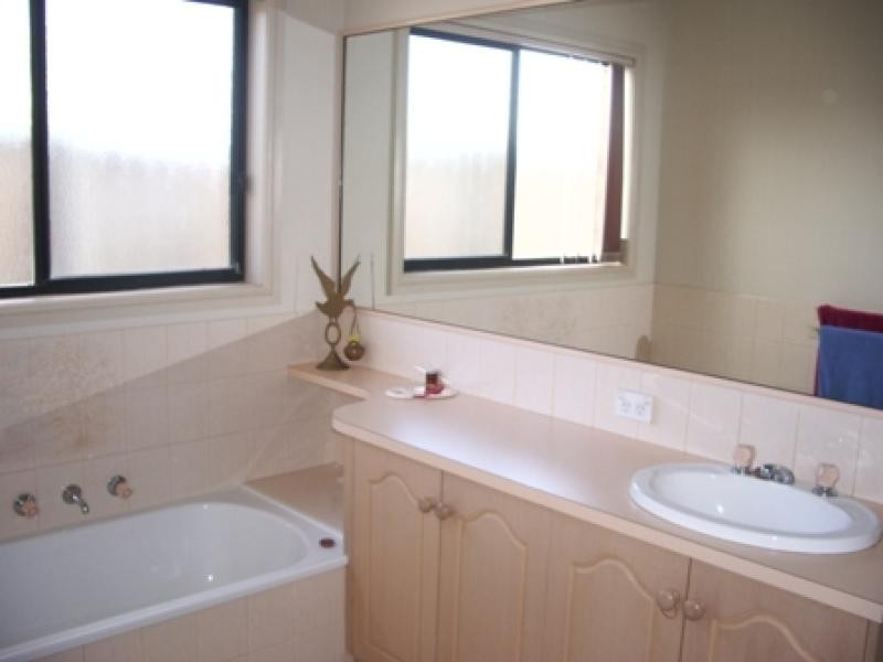 1 MAYFIELD RISE, Mildura VIC 3500