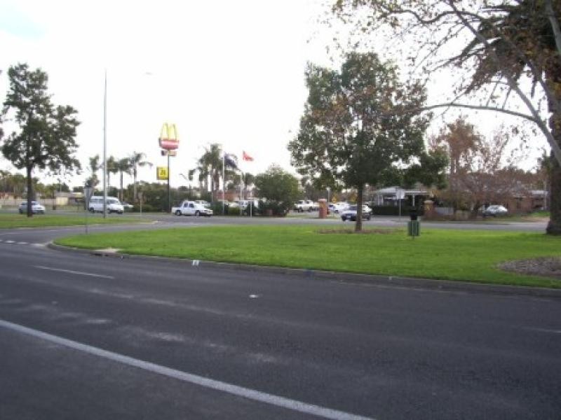 Unit 1/364 DEAKIN AVENUE, Mildura VIC 3500