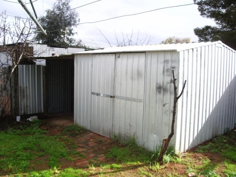 5 LAUREL STREET, Red Cliffs VIC 3496