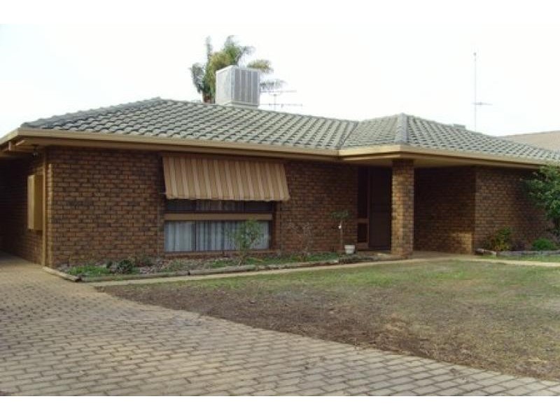 7 Yanina Close, Mildura VIC 3500