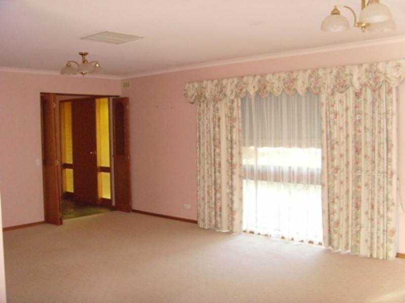 7 Yanina Close, Mildura VIC 3500