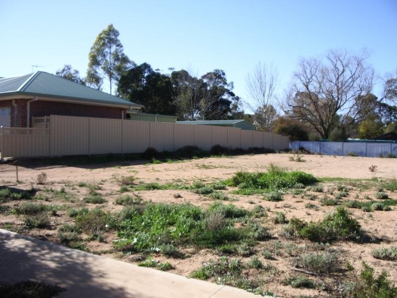 13 HARMONY DRIVE, Mildura VIC 3500