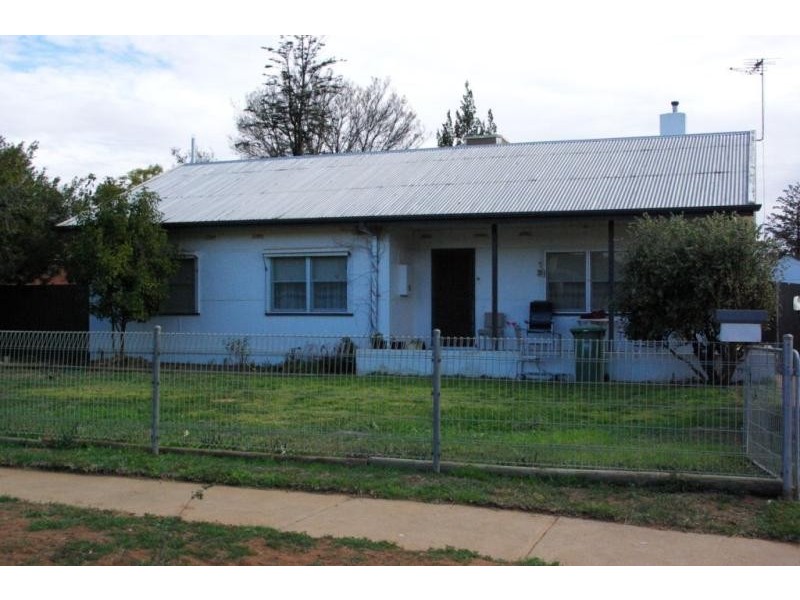 20 MITCHELL STREET, Dareton NSW 2717