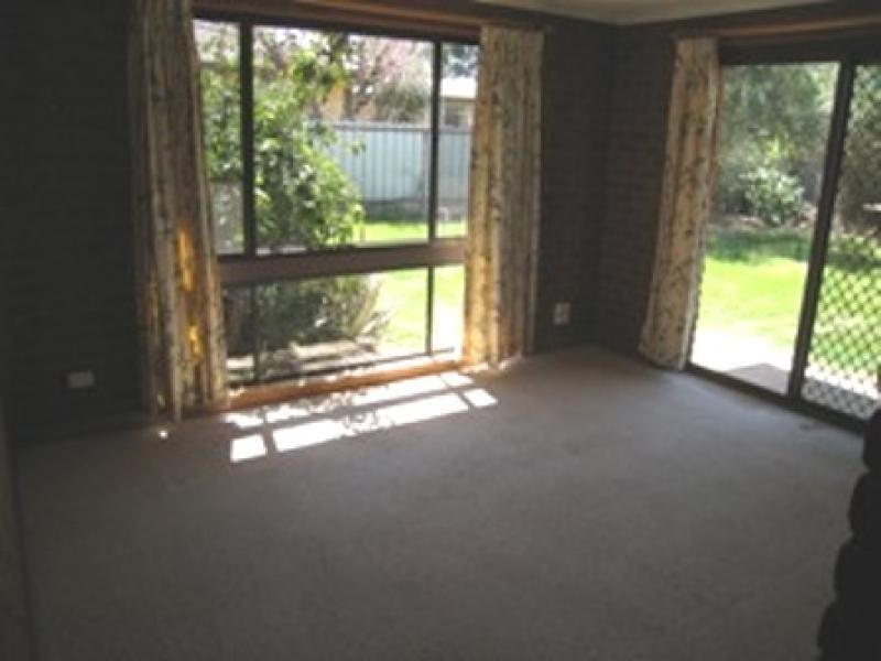 37 Riverview Drive, Dareton NSW 2717