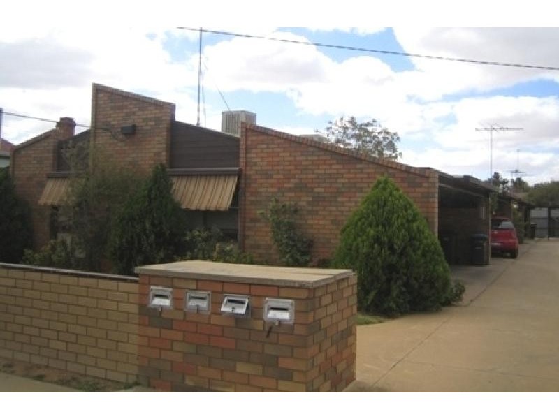 Unit 4/124 THIRTEENTH STREET, Mildura VIC 3500