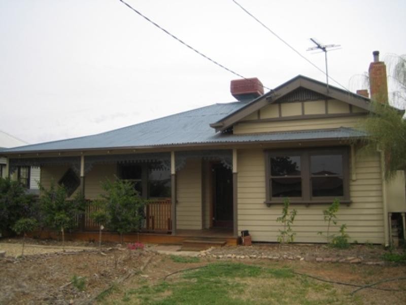 151 ALMOND AVENUE, Mildura VIC 3500