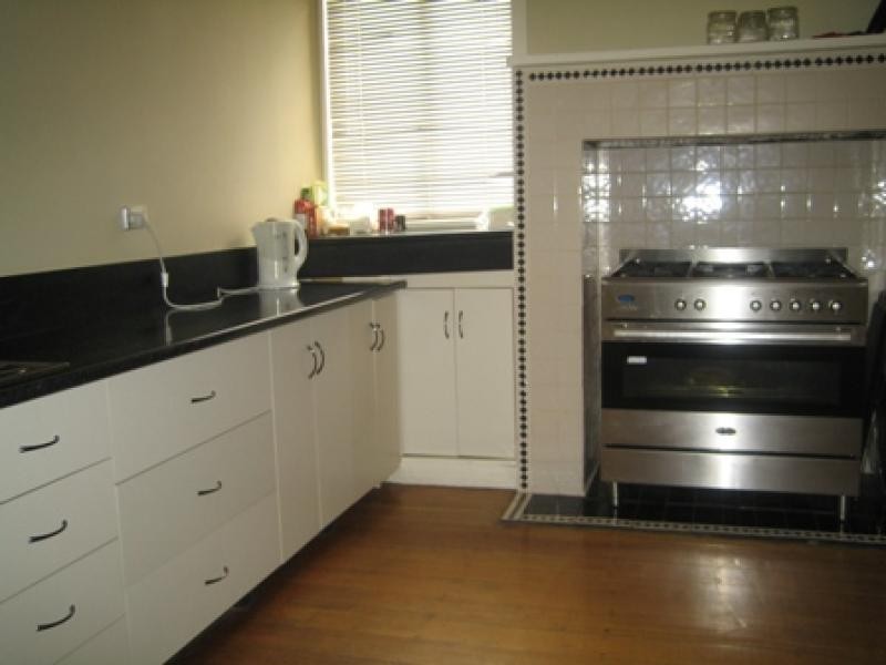 151 ALMOND AVENUE, Mildura VIC 3500