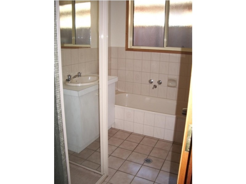 5A LAPTHORNE COURT, Mildura VIC 3500