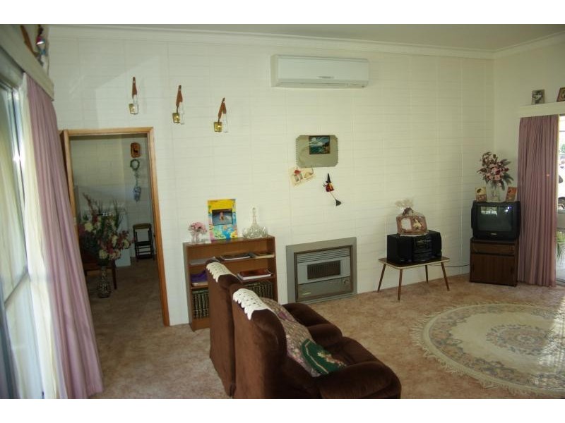 24 CAMPBELL GROVE, Mildura VIC 3500