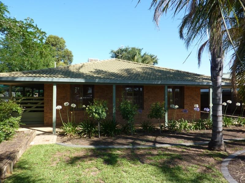 3006 DEAKIN AVENUE, Mildura VIC 3500