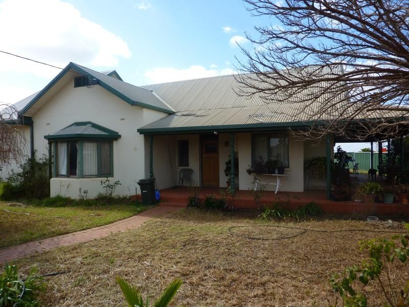9000 Calder Highway, Red Cliffs VIC 3496