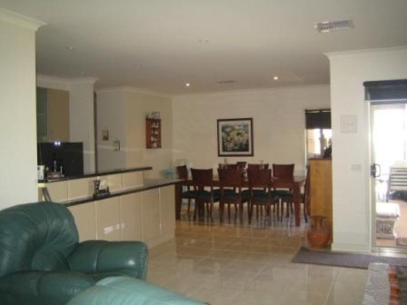 27 Drings Way, Gol Gol NSW 2738