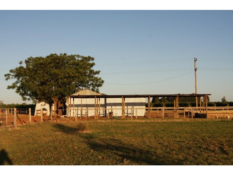 24 Honour Avenue, Merbein VIC 3505