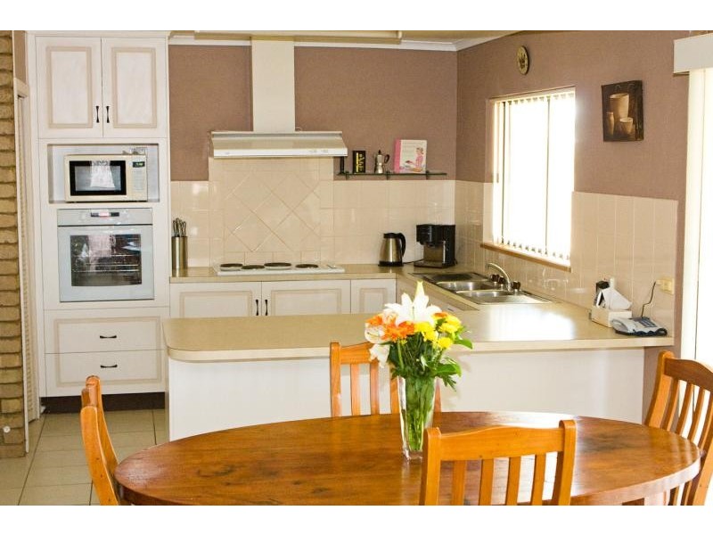 24 Honour Avenue, Merbein VIC 3505