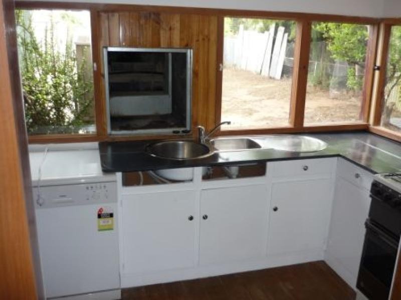 4 Emmet Street, Ouyen VIC 3490