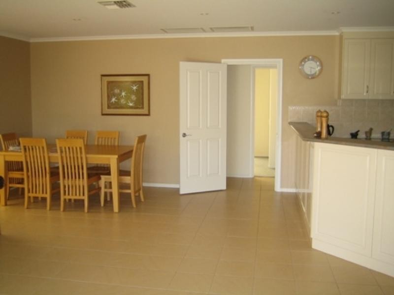 7 DUNEDEN CLOSE, Mildura VIC 3500