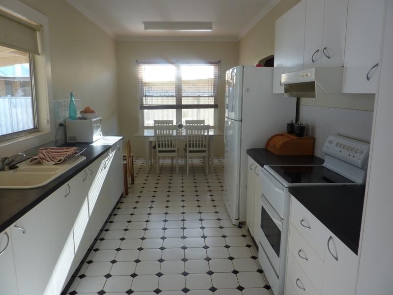 7 Murray Avenue, Mildura VIC 3500