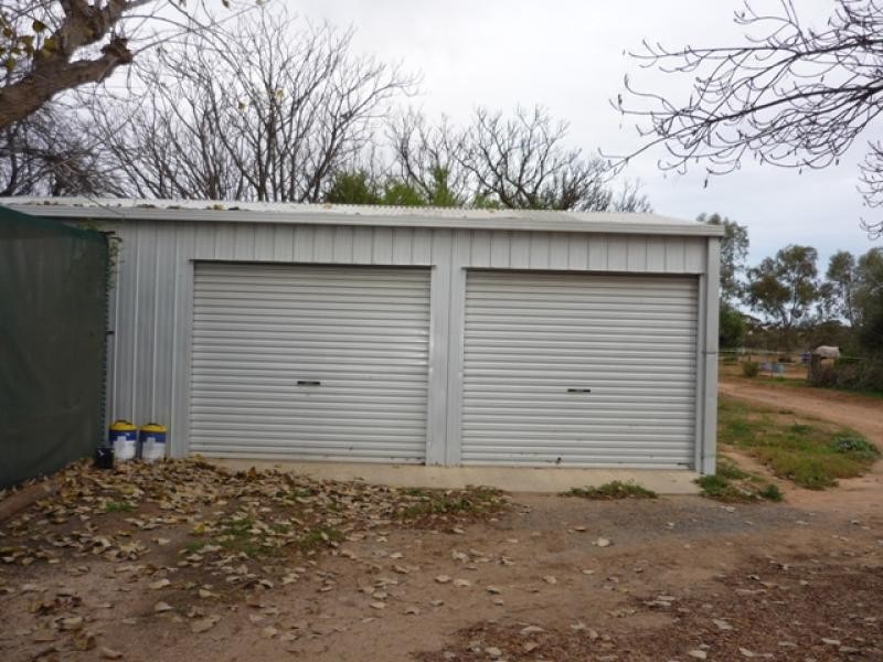 183 Dow Avenue, Birdwoodton VIC 3505