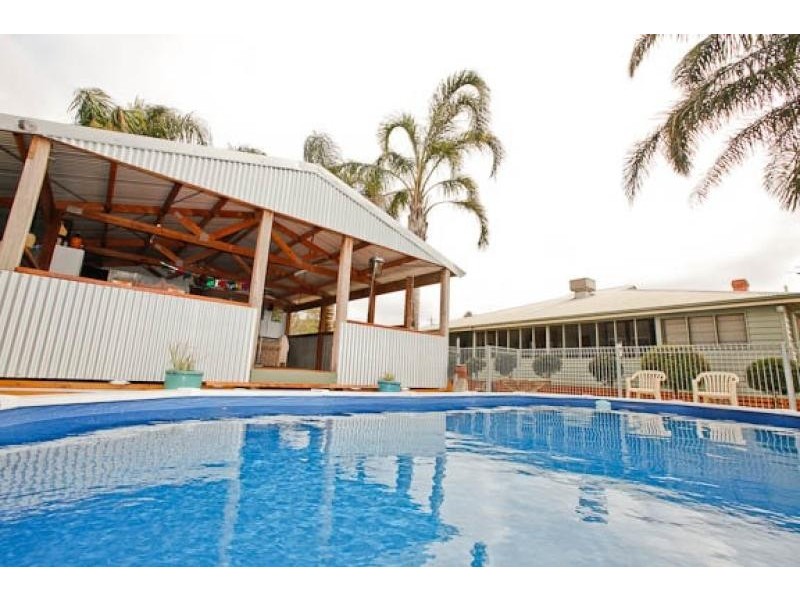 5 Ginquam Avenue, Nichols Point VIC 3501