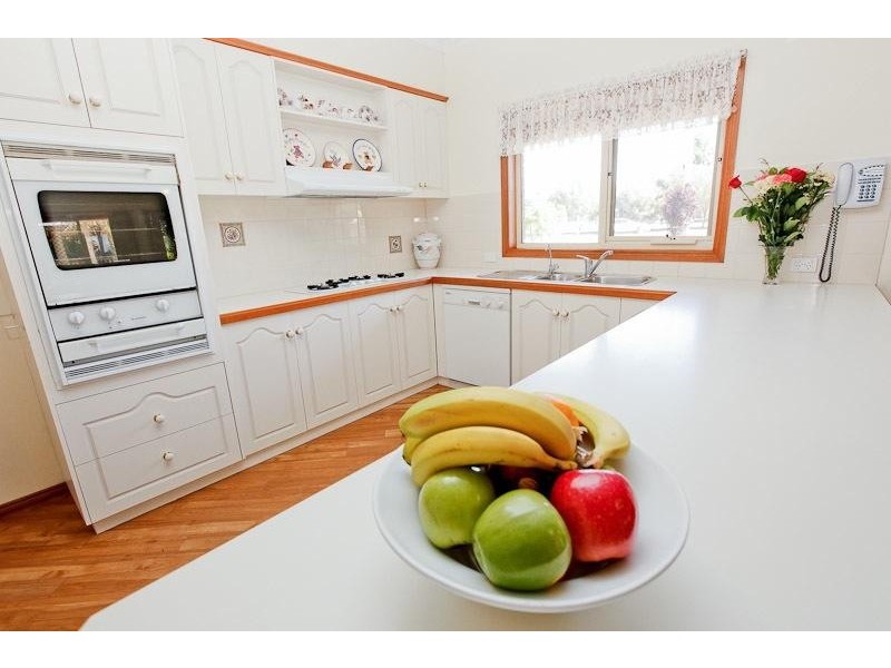 1042 Sandilong Avenue, Irymple VIC 3498