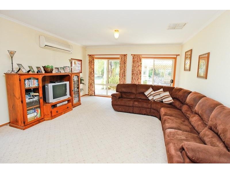 1042 Sandilong Avenue, Irymple VIC 3498