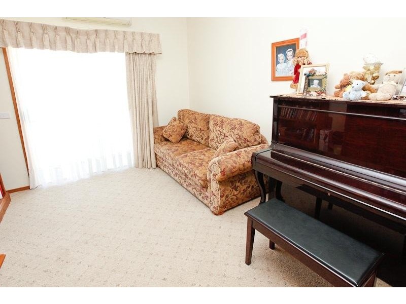 1042 Sandilong Avenue, Irymple VIC 3498